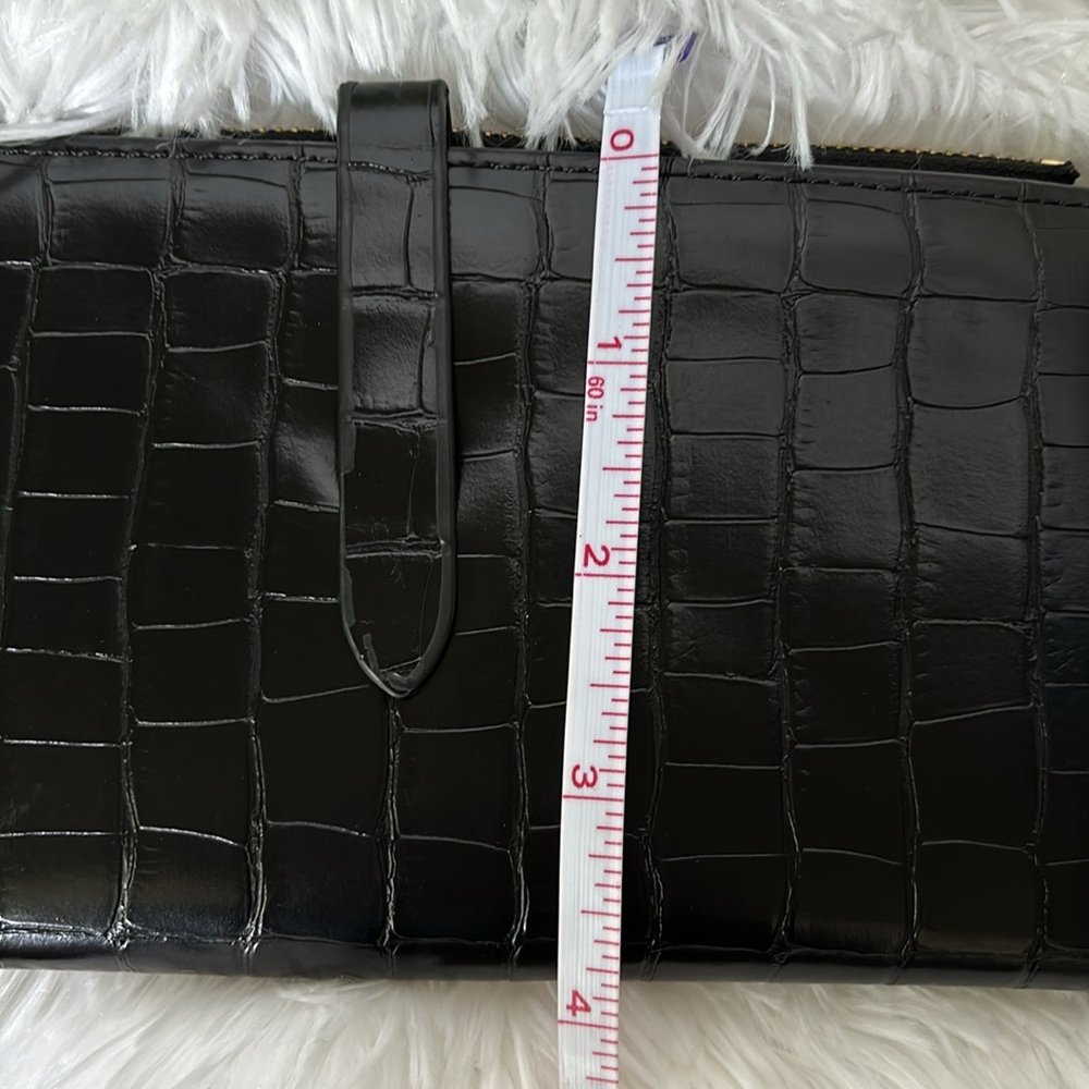 Croc Print Wallet - Picture 9 of 9